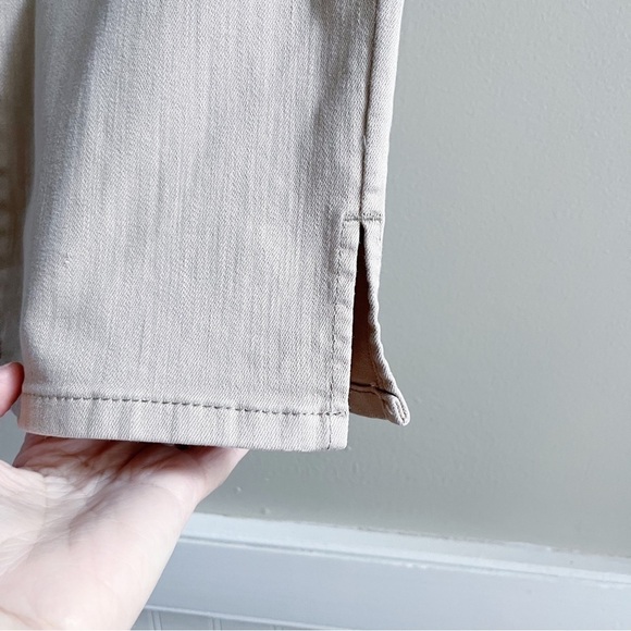 NYDJ Mid-Rise Crop Jeans Pants in Cream, Size 2 (28x20) - Picture 6 of 9